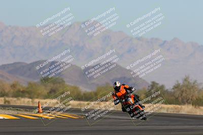 media/Nov-06-2022-SoCal Trackdays (Sun) [[208d2ccc26]]/Turn 14 (930am)/